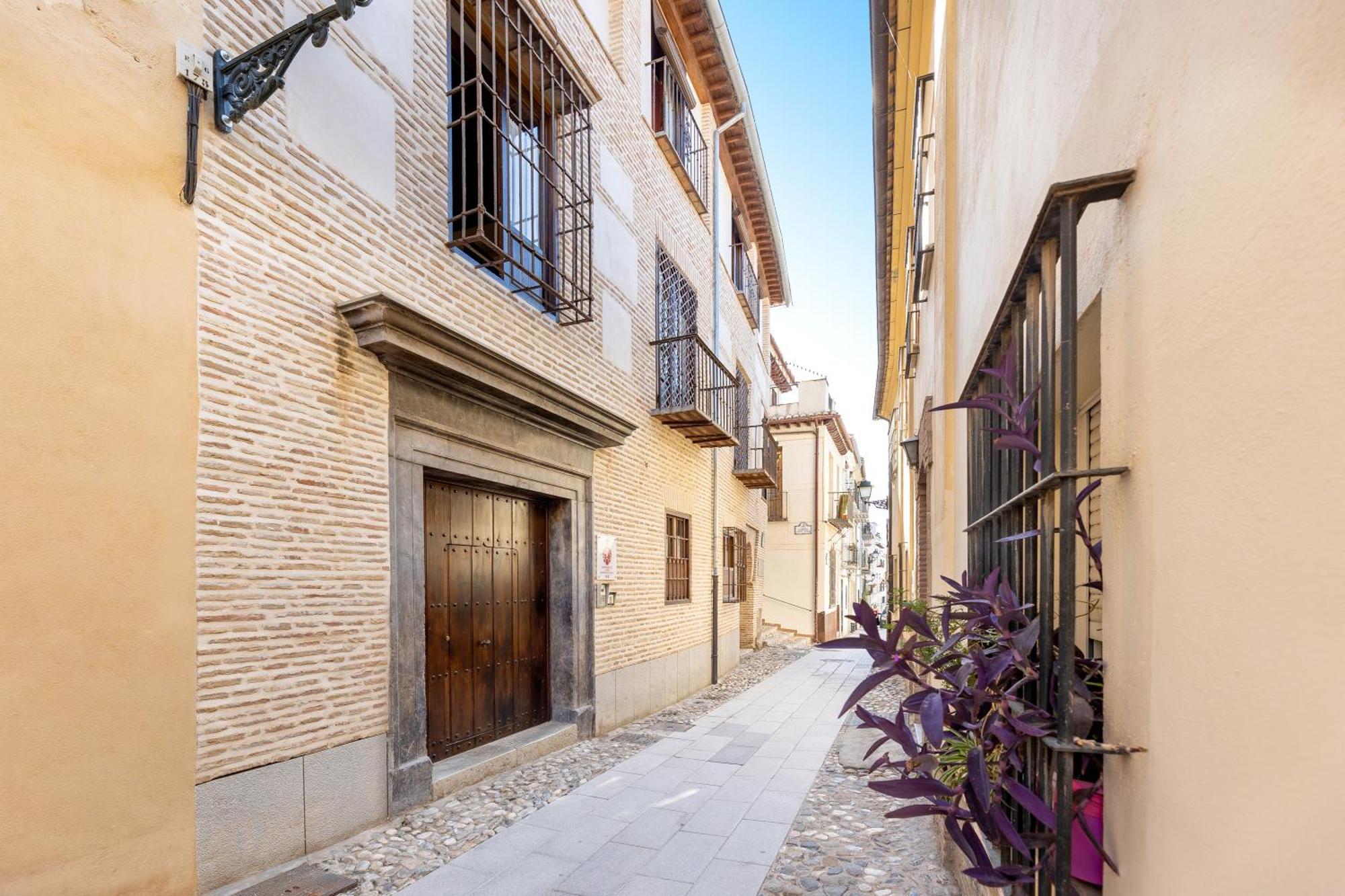 Apartamentos En Pleno Centro, Aljibe Rodrigo Del Campo 2C Granada Esterno foto